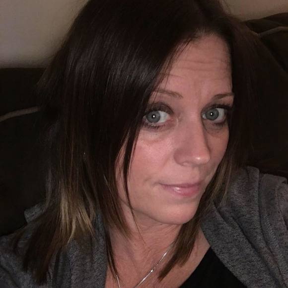 Meet your Posher, Noreen - Picture 1 of 1